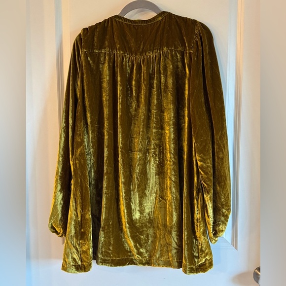 Anthropologie Gold Velvet Blouse - Picture 13 of 13